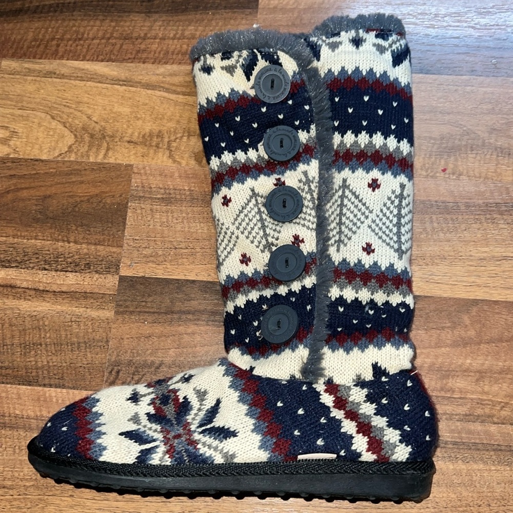 Fully fur lined warm winter boots